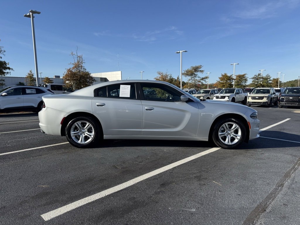 Used 2022 Dodge Charger SXT image 9
