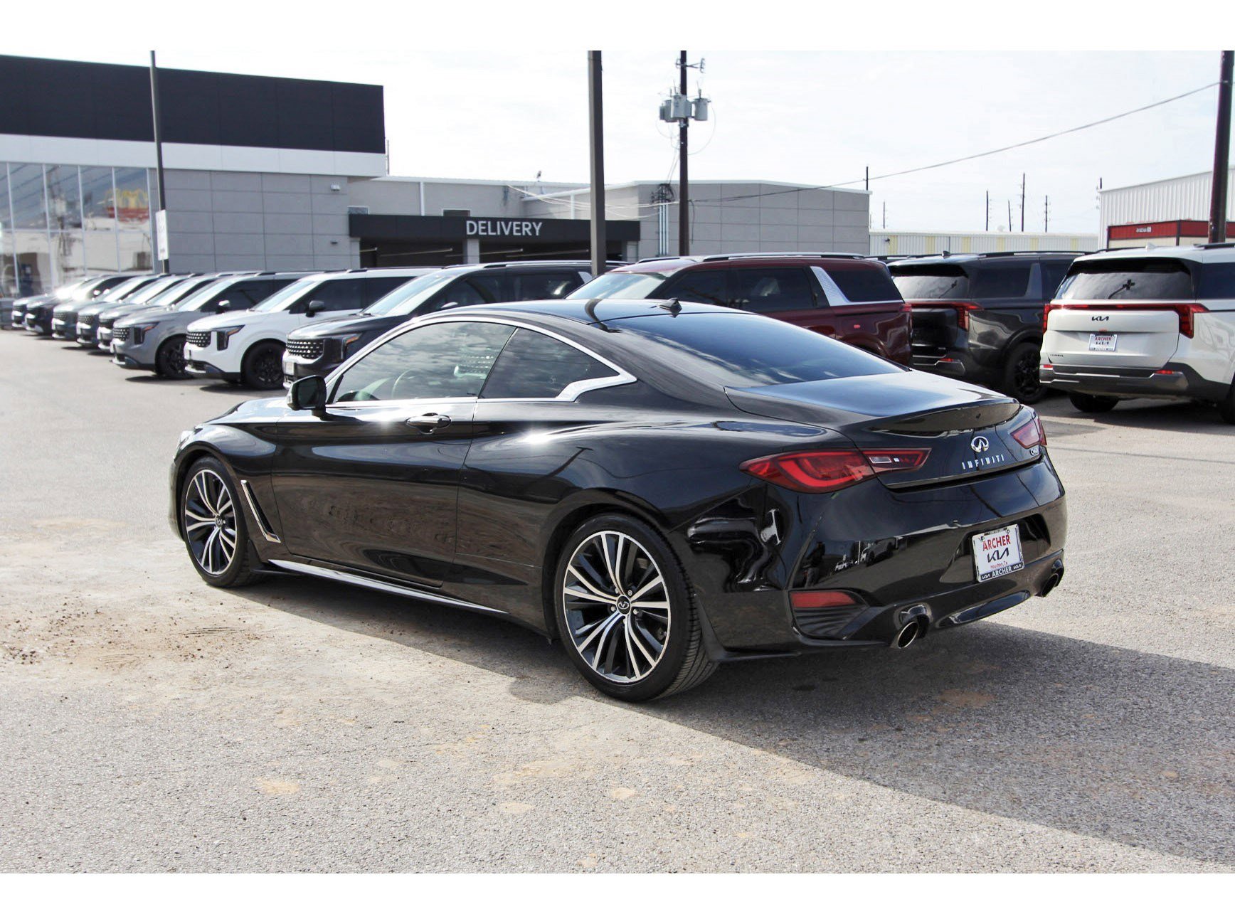 Used 2022 INFINITI Q60 3.0t Luxe w/ Essential Package image 5