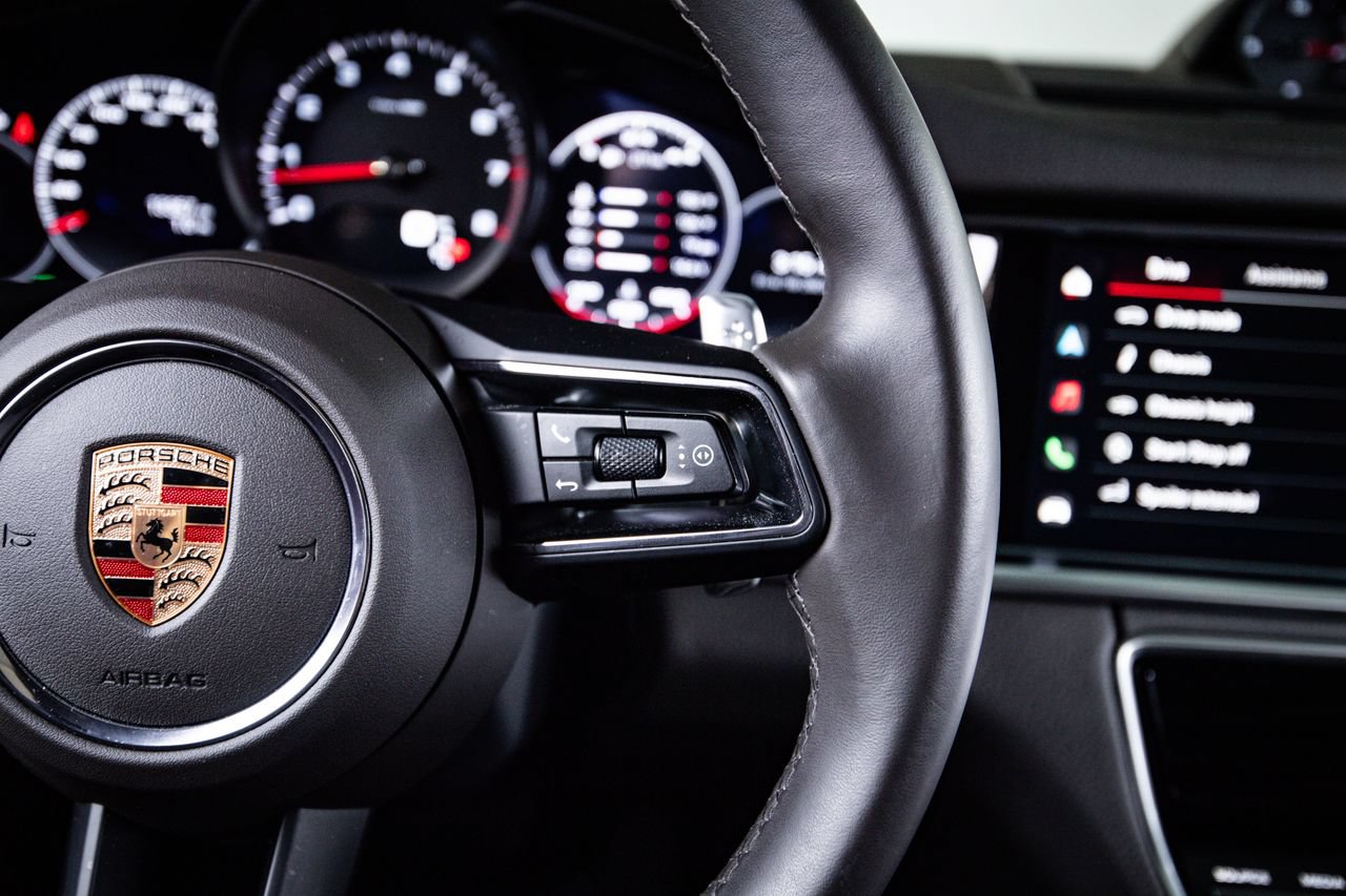 Certified 2023 Porsche Panamera 4 Platinum Edition AWD/4WD image 16