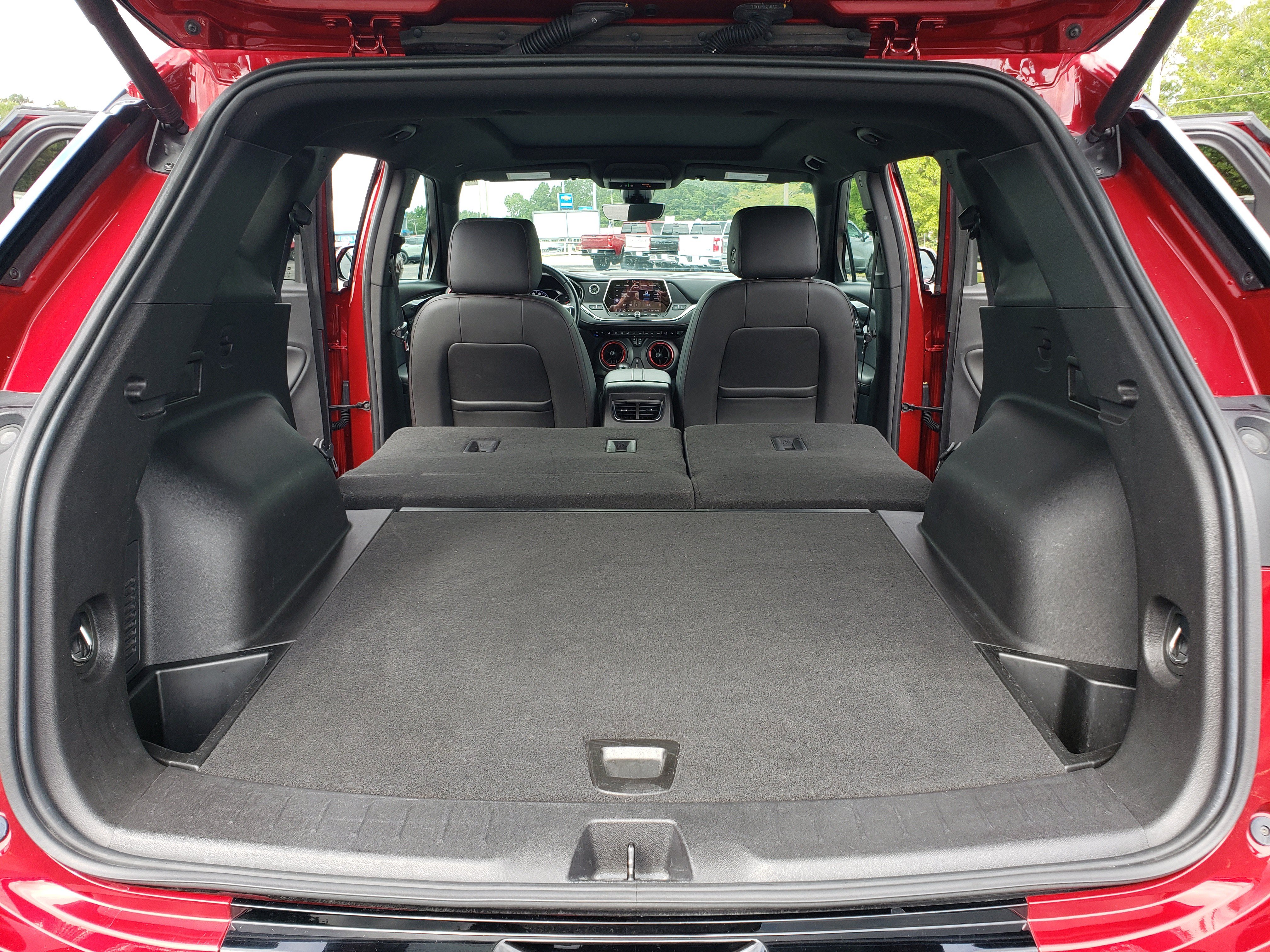 Used 2021 Chevrolet Blazer RS w/ Enhanced Convenience Package FWD image 10