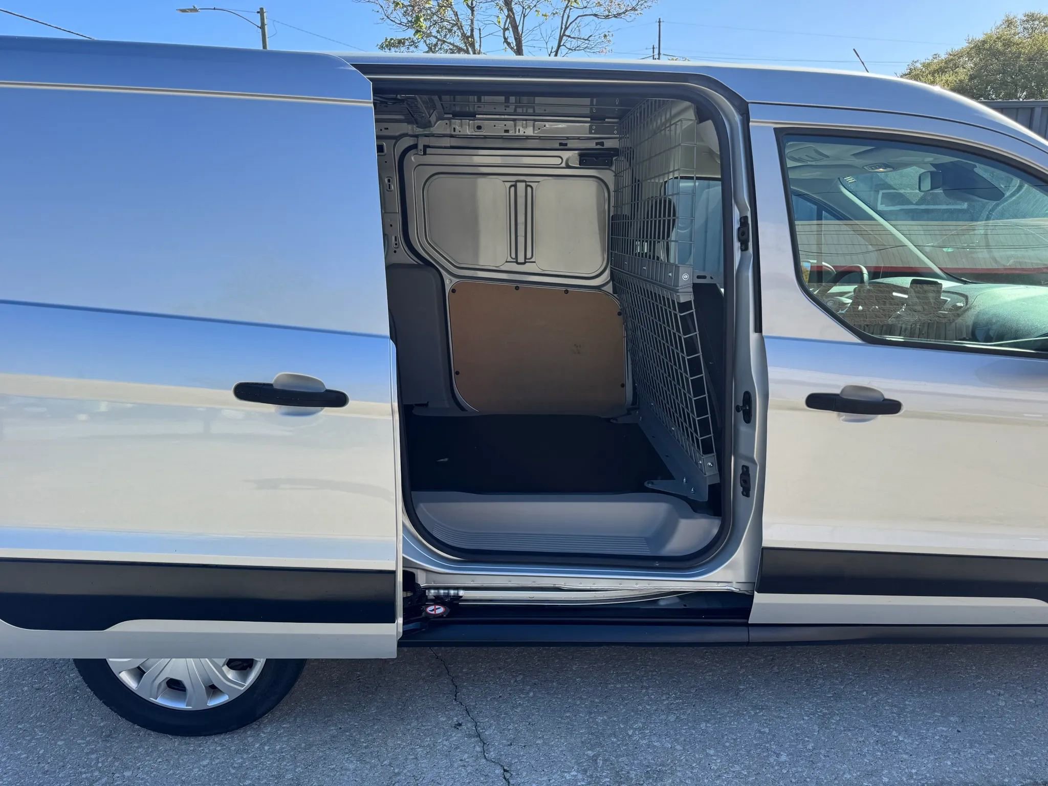 Used 2023 Ford Transit Connect XLT FWD image 26