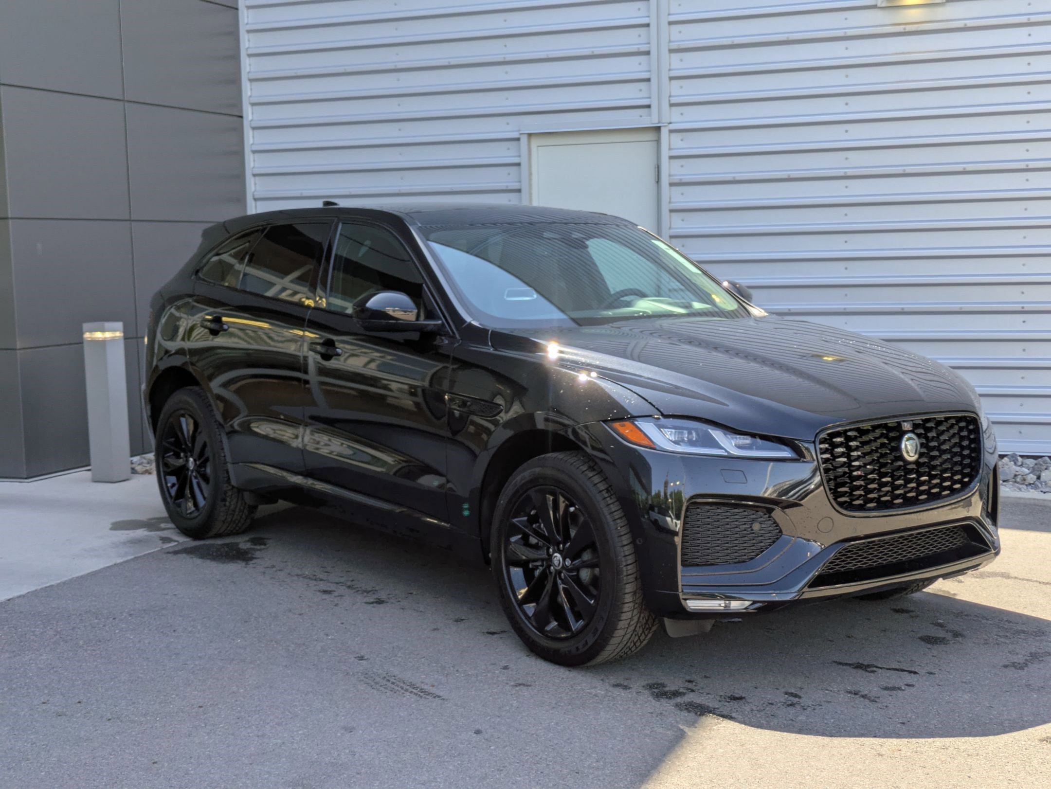 New 2026 Jaguar F-PACE R-Dynamic S image 7
