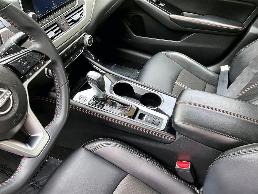 Used 2024 Nissan Altima 2.5 SR AWD/4WD image 15
