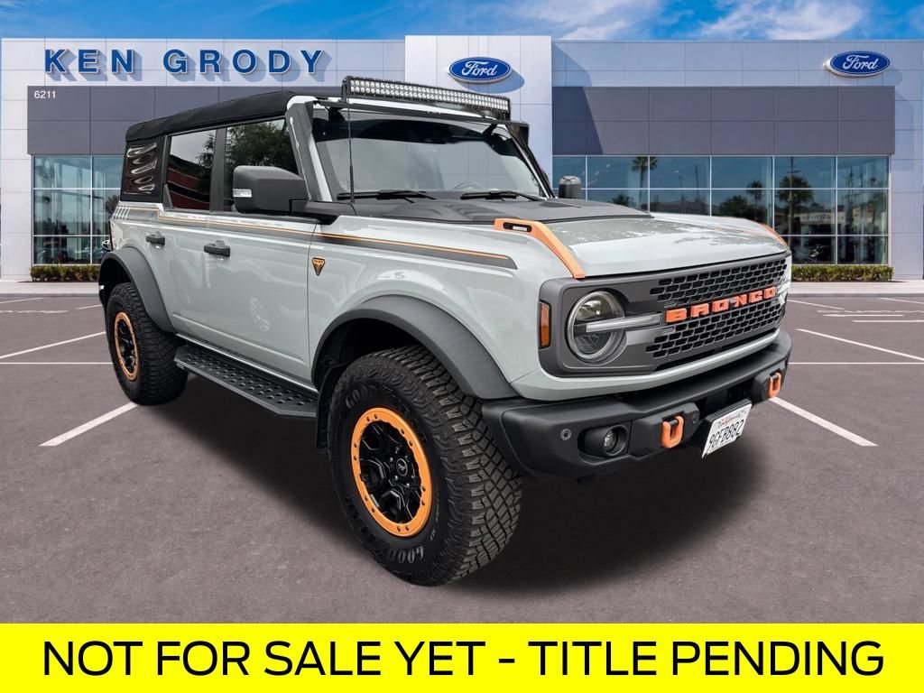 Used 2023 Ford Bronco Badlands w/ Sasquatch Package AWD/4WD image 1