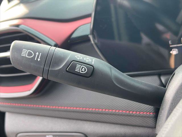 Used 2025 Chevrolet TrailBlazer RS w/ Driver Confidence Package image 22