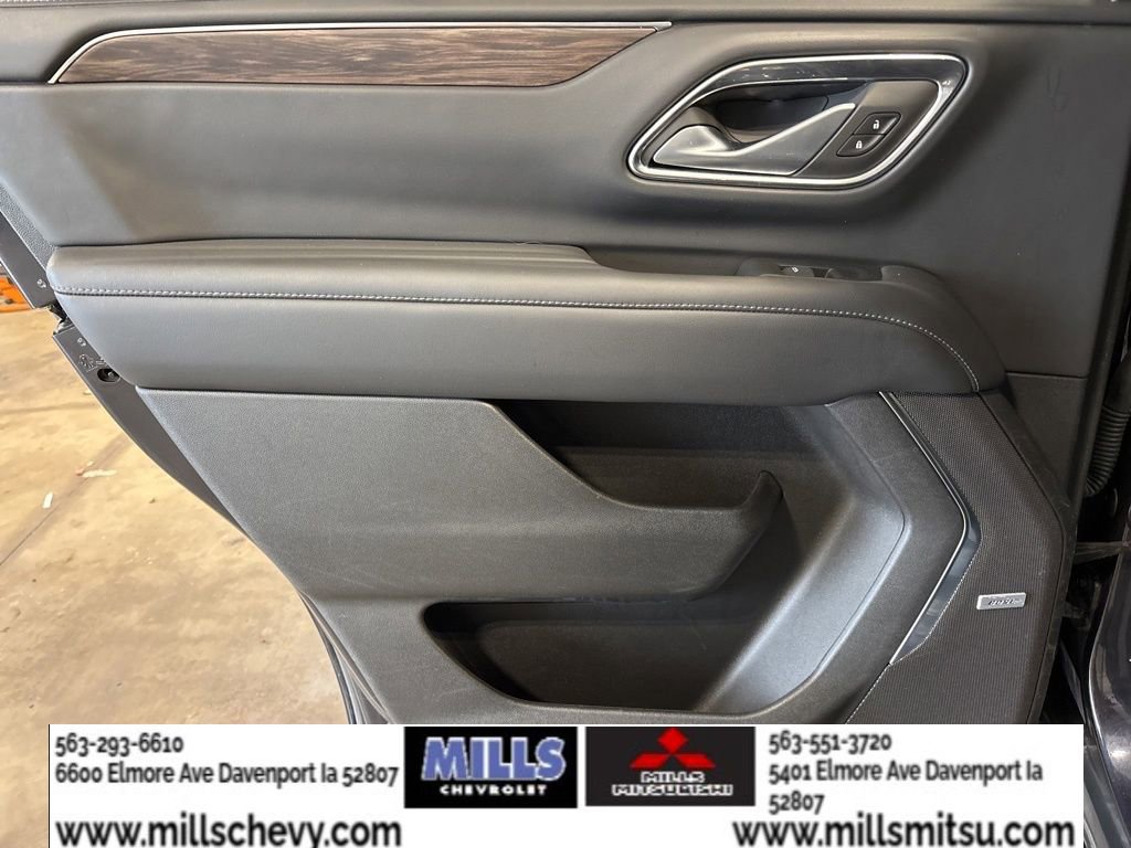 Used 2022 Chevrolet Tahoe LT w/ LT Signature Package image 12