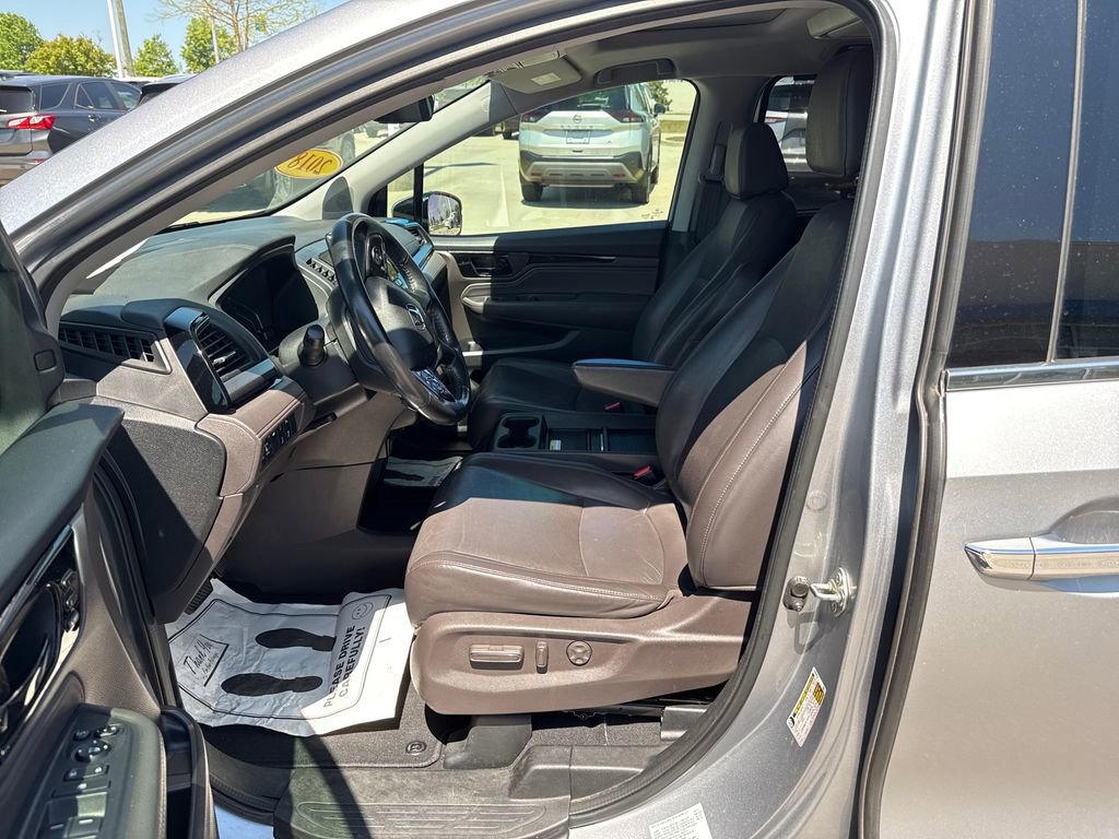 Used 2018 Honda Odyssey Elite image 15