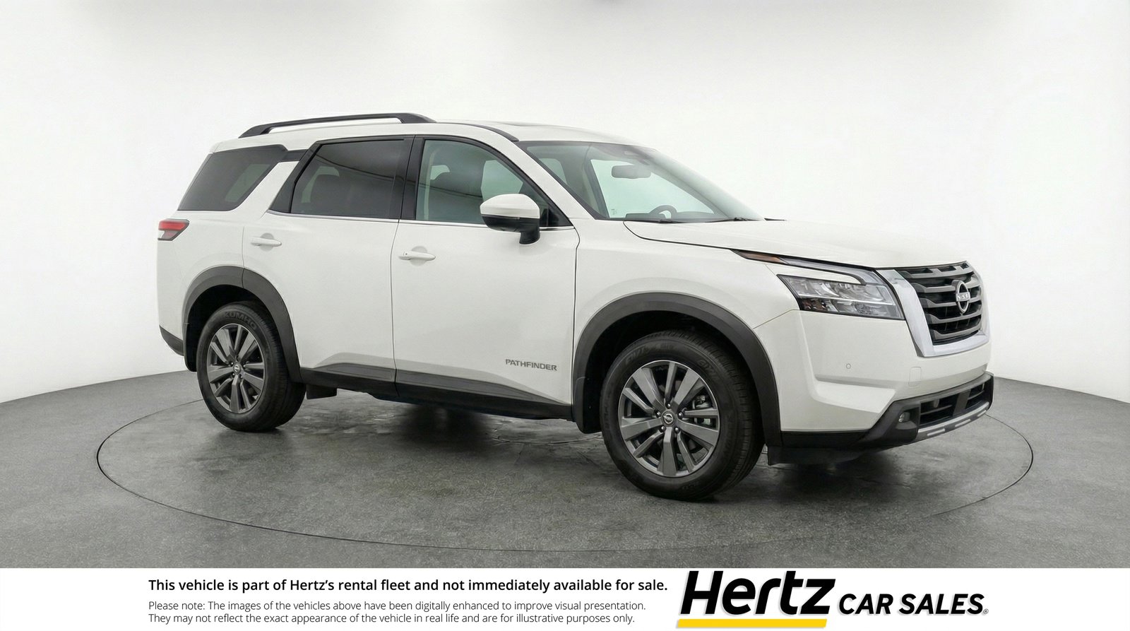 Used 2025 Nissan Pathfinder SV image 1