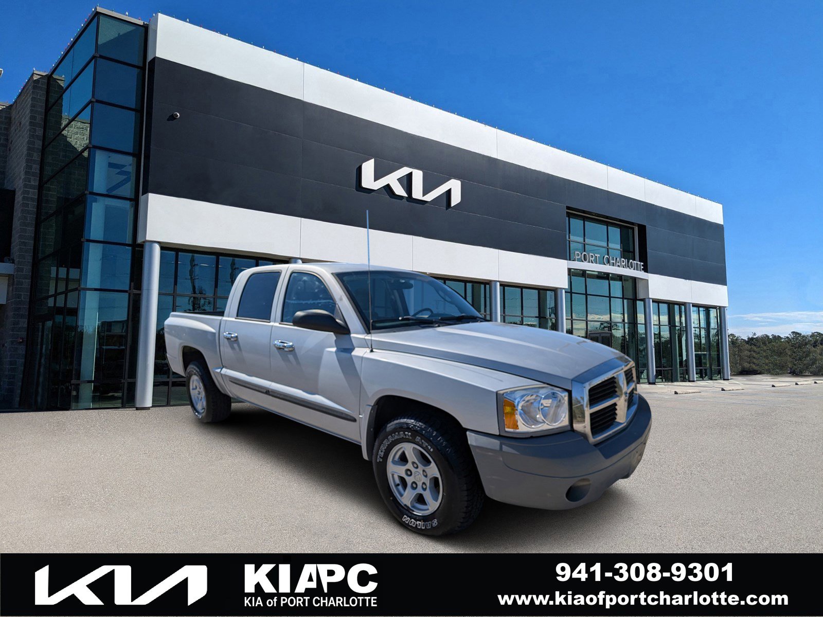 Used 2006 Dodge Dakota SLT image 1