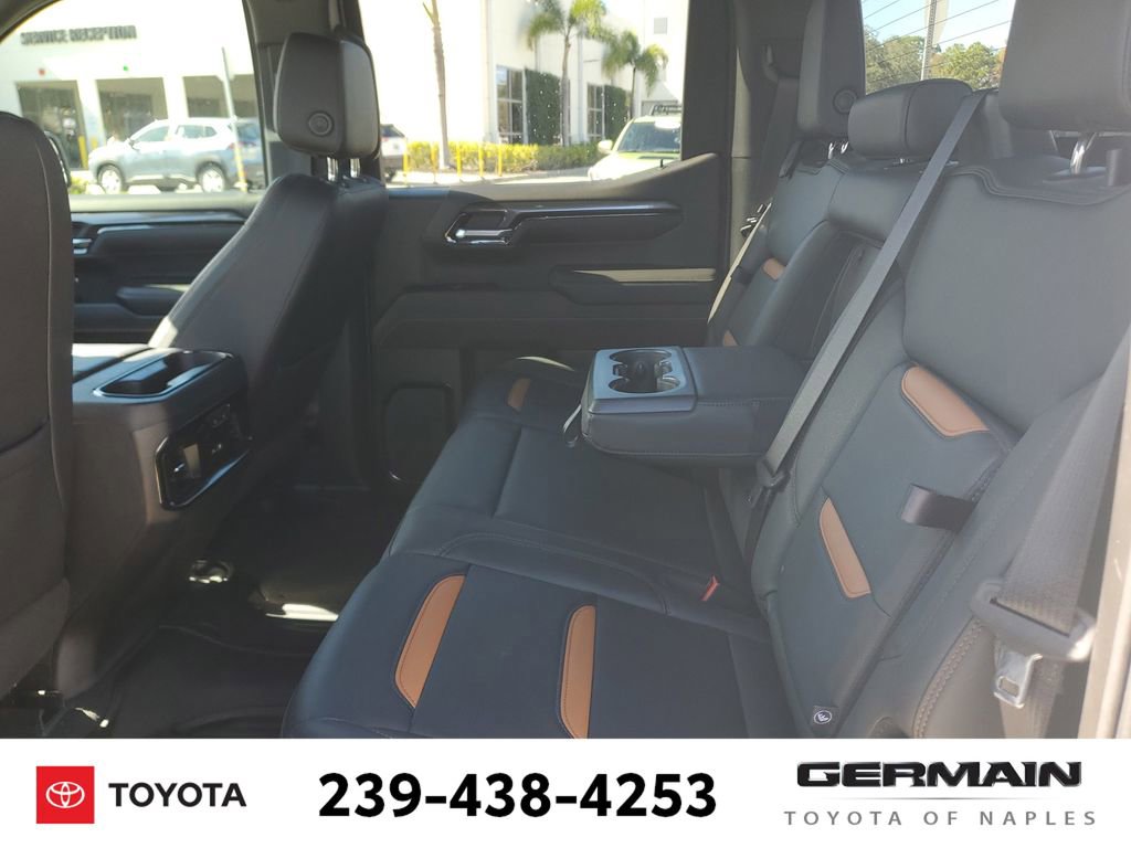Used 2023 GMC Sierra 1500 AT4 image 19