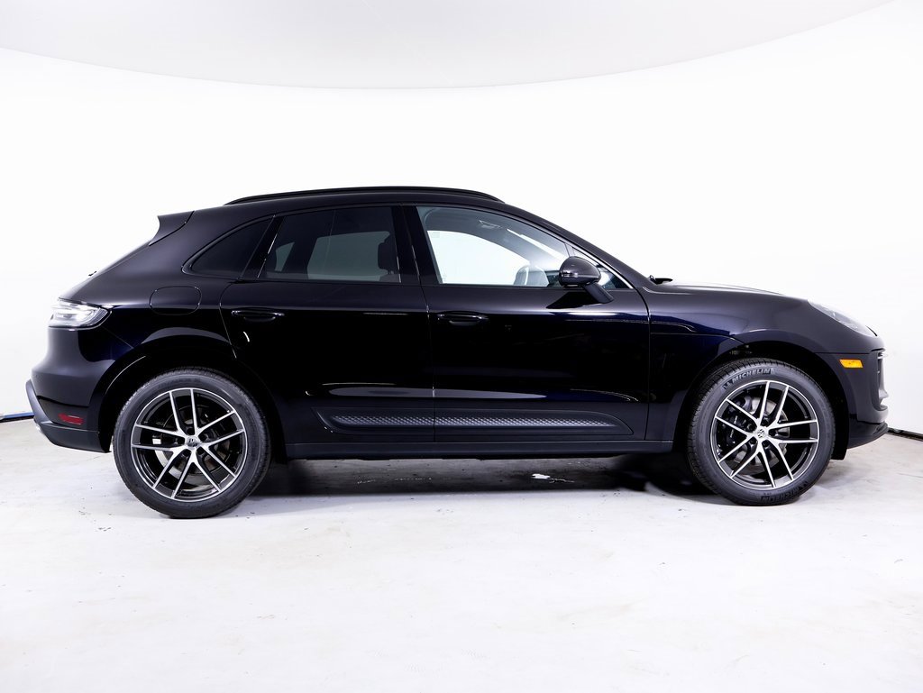 New 2025 Porsche Macan image 27