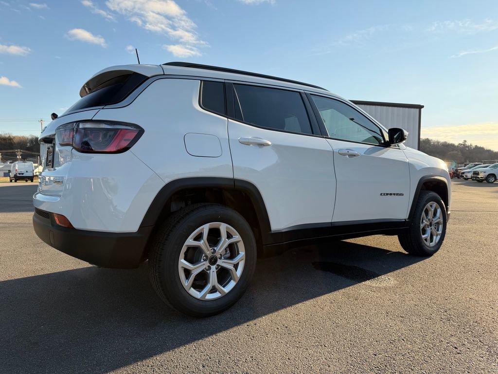New 2026 Jeep Compass Latitude AWD/4WD image 6