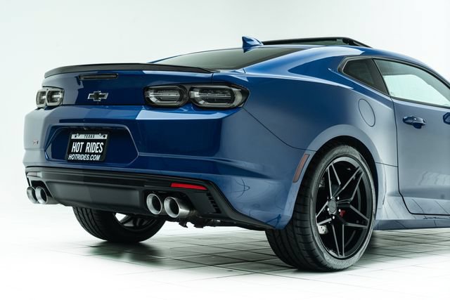 Used 2021 Chevrolet Camaro LT w/ RS Package RWD image 14