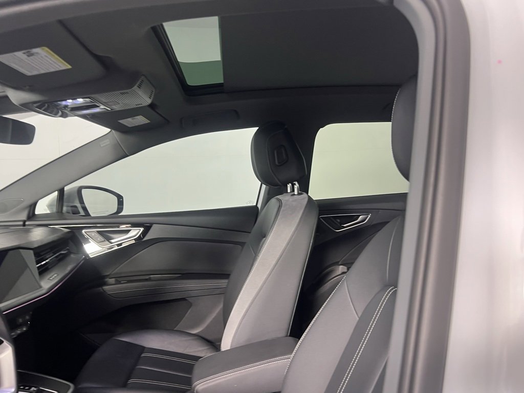 Used 2023 Audi Q4 e-tron Prestige w/ 20" Wheel Package image 25