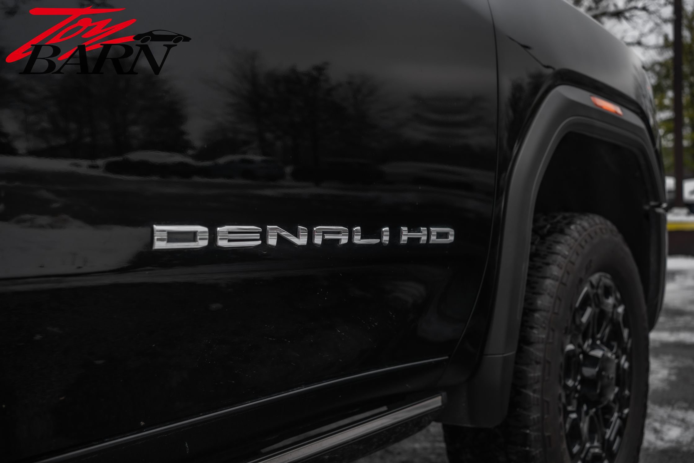 Used 2024 GMC Sierra 2500 Denali Ultimate image 11