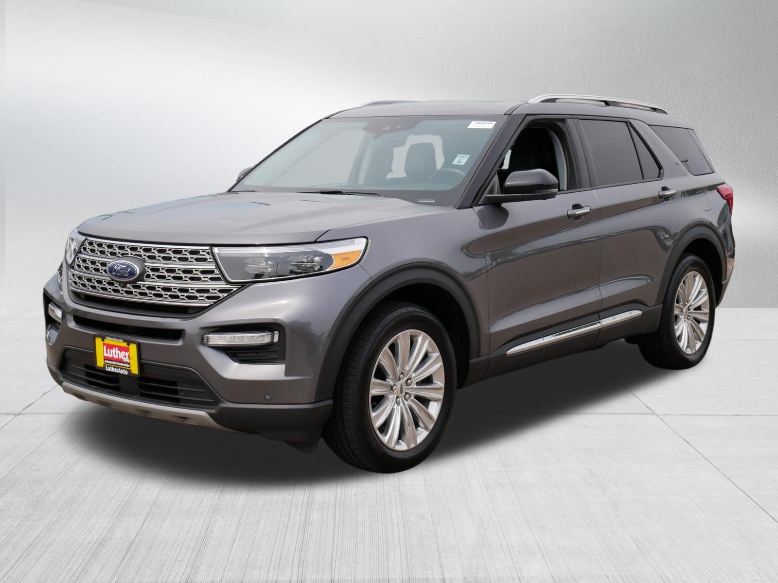 Used 2021 Ford Explorer Limited w/ Hybrid Equipment Group 310A AWD/4WD image 3
