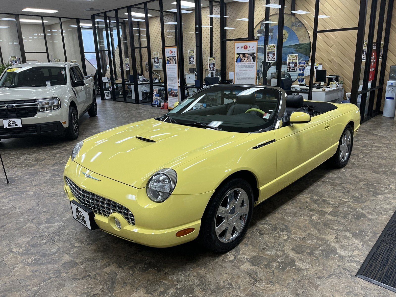 Used 2002 Ford Thunderbird image 1