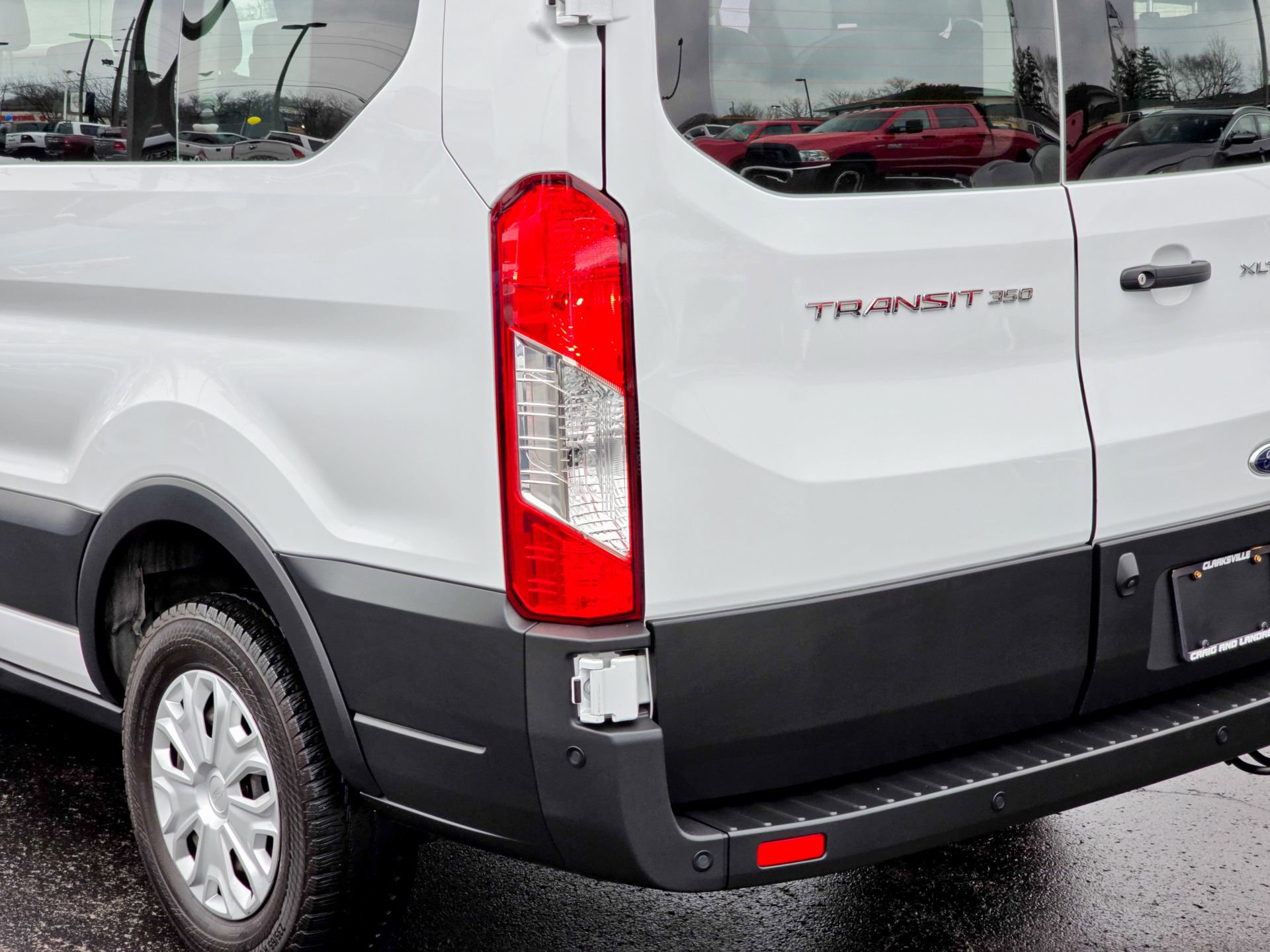 Used 2023 Ford Transit 350 XLT image 20