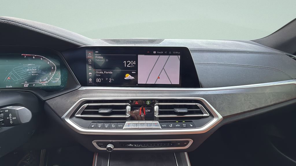 Used 2022 BMW X5 sDrive40i w/ Premium Package image 12