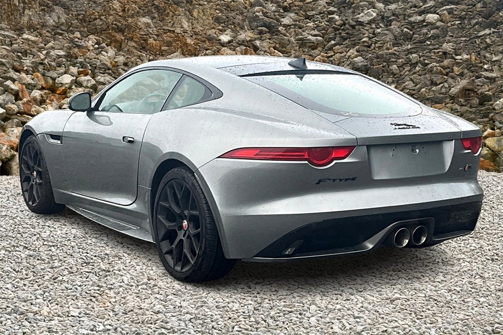 Used 2017 Jaguar F-TYPE S image 12