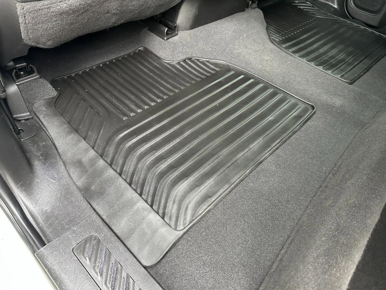 Used 2022 GMC Sierra 3500 Denali image 23