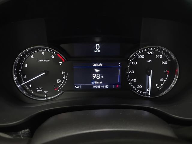 Used 2022 Cadillac XT4 Premium Luxury w/ Cold Weather Package image 16