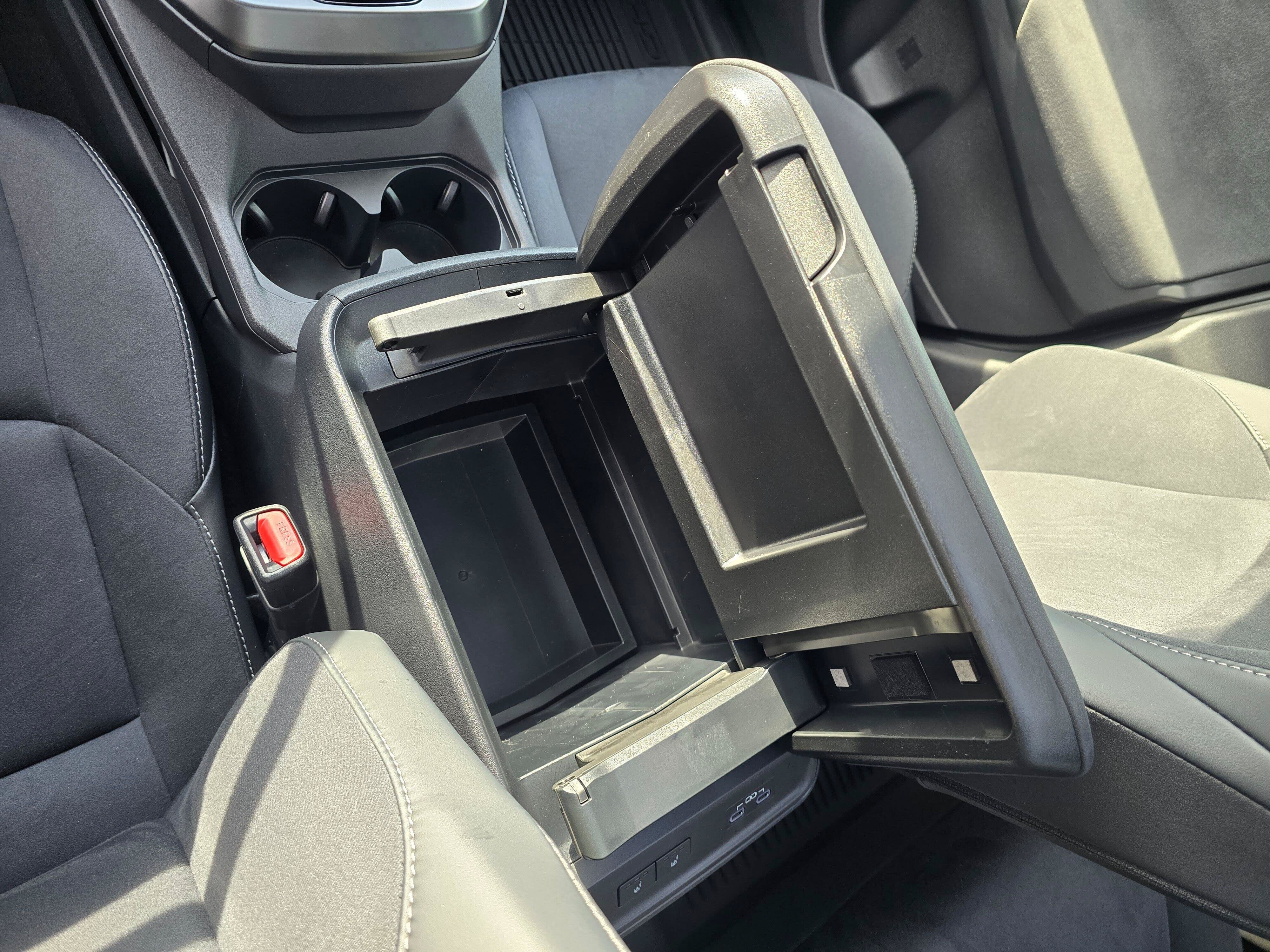 Certified 2026 Toyota C-HR AWD/4WD image 29