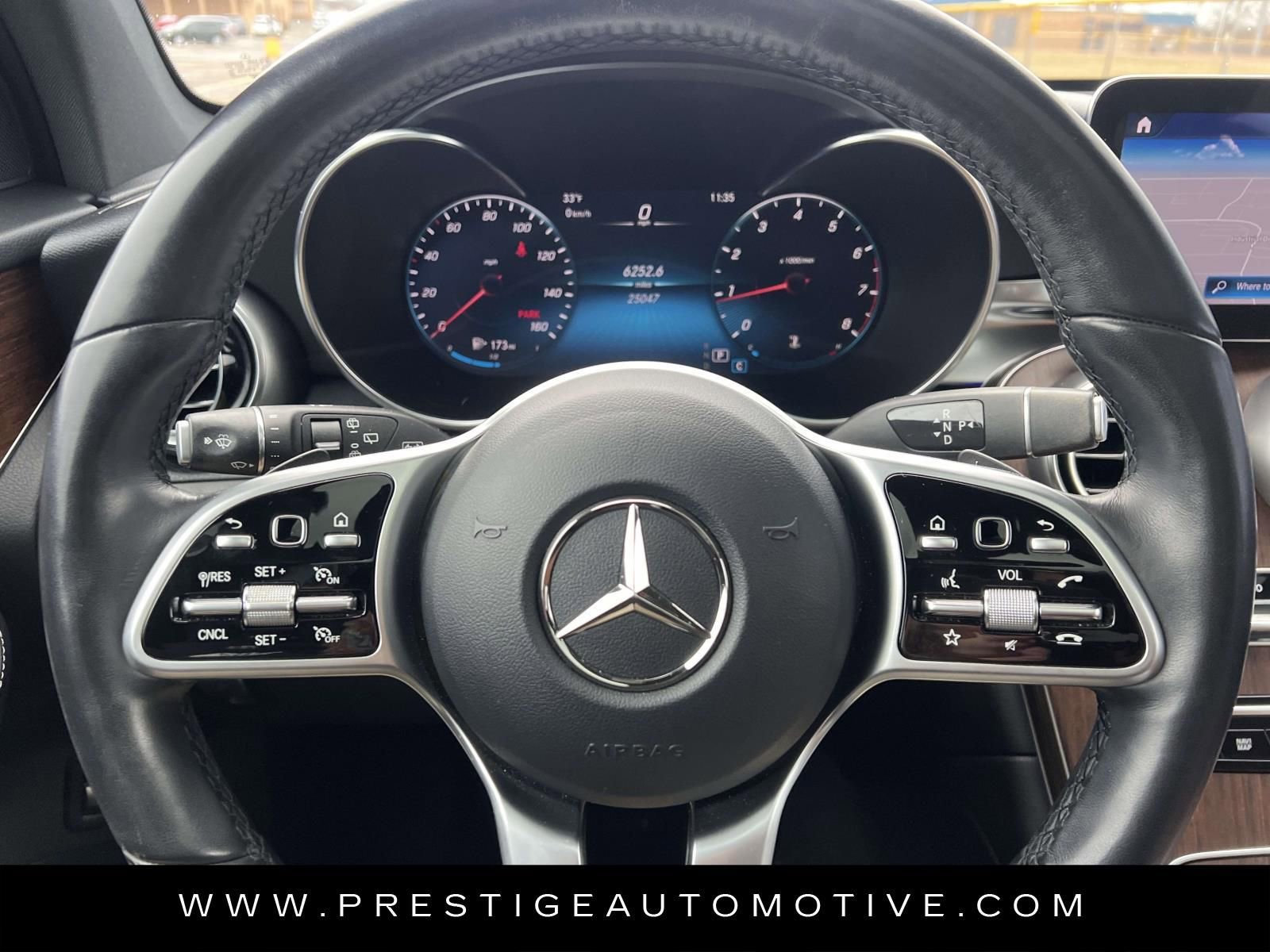 Used 2022 Mercedes-Benz GLC 300 4MATIC image 25