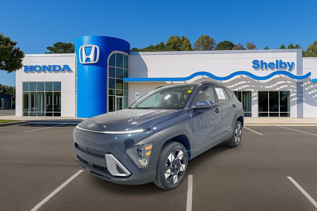 Used 2025 Hyundai Kona SEL image 4