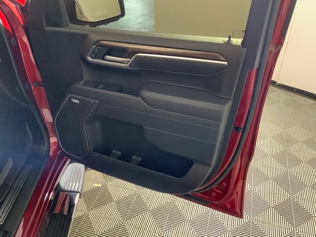 Used 2024 Chevrolet Silverado 1500 RST w/ Convenience Package II AWD/4WD image 33
