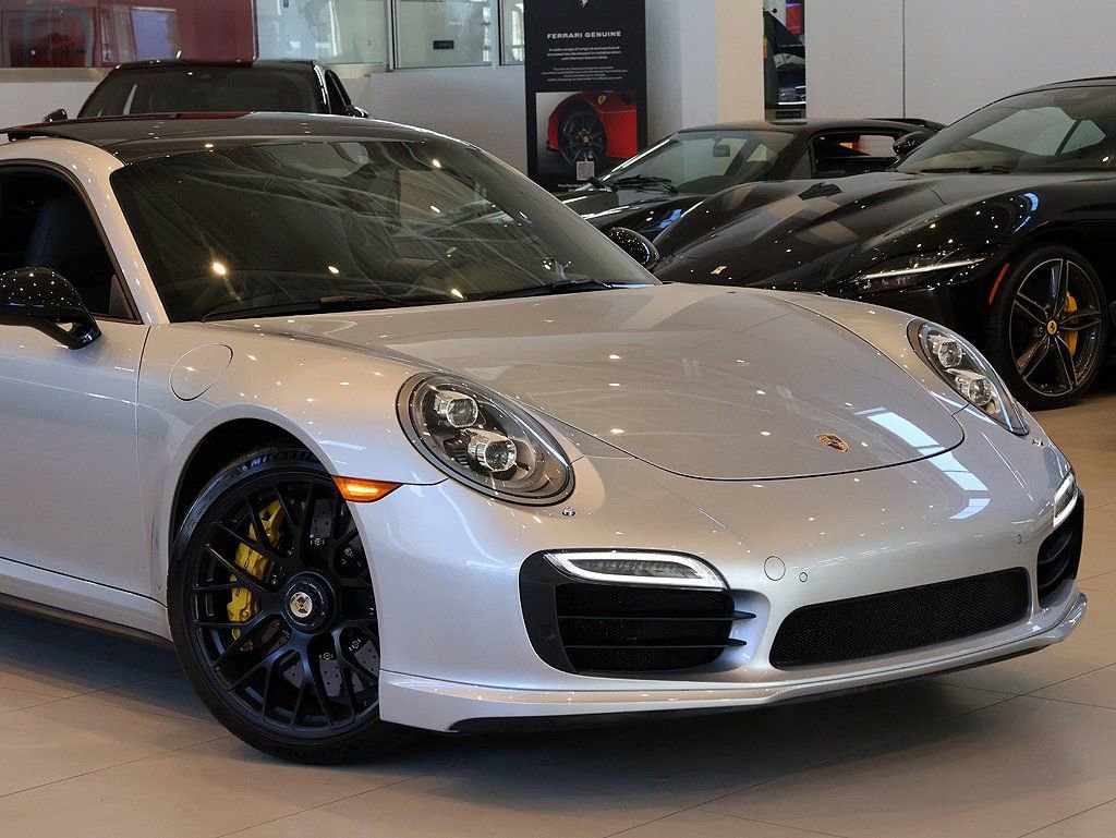 Used 2014 Porsche 911 Turbo S image 8