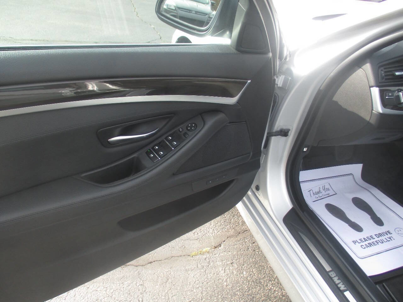 Used 2011 BMW 535i xDrive Sedan image 13