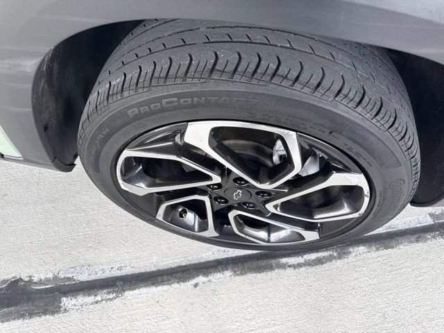 Used 2024 Chevrolet Trax RS FWD image 22
