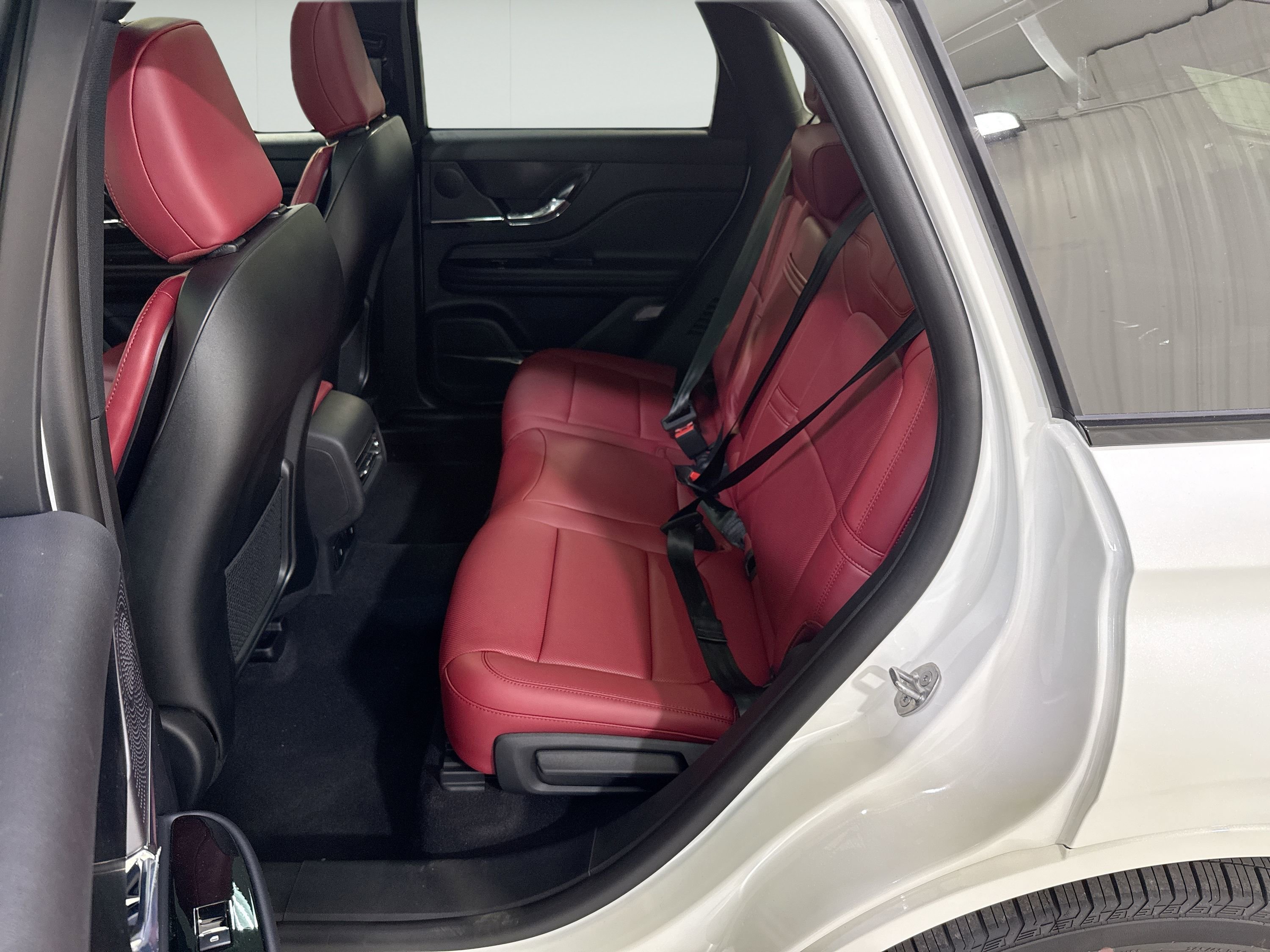 New 2026 Lincoln Corsair Reserve FWD image 25