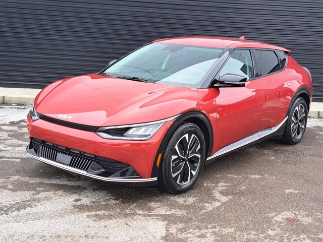 Used 2023 Kia EV6 Wind image 1