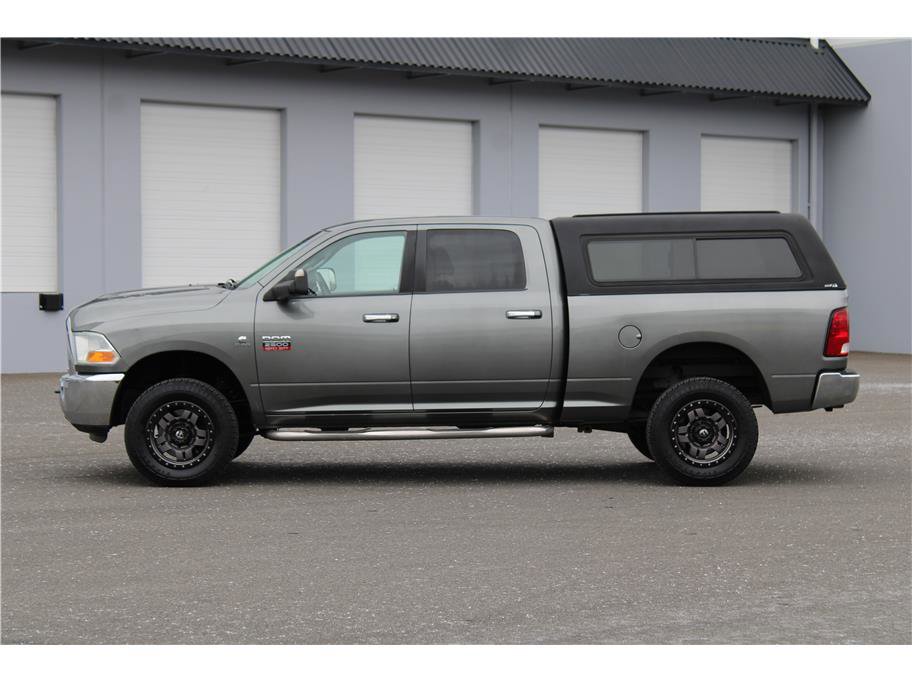 Used 2011 RAM 2500 SLT image 2