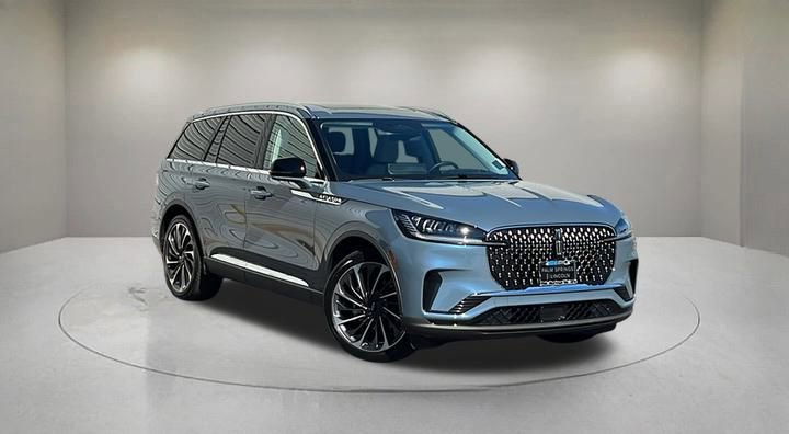 New 2026 Lincoln Aviator Reserve image 1