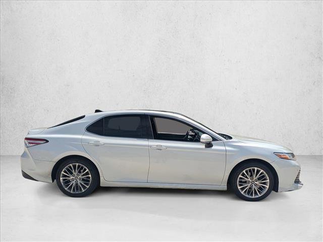 Used 2018 Toyota Camry XLE w/ Audio Package image 4