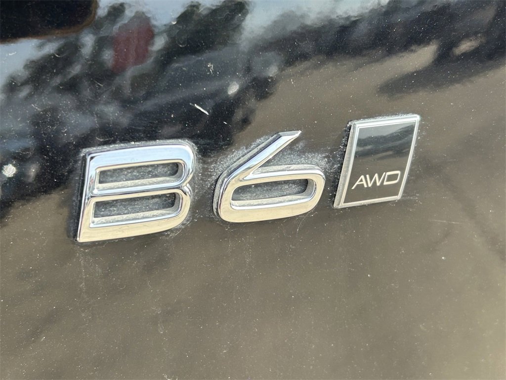 Used 2024 Volvo XC90 B6 Ultimate w/ Lounge Package image 14