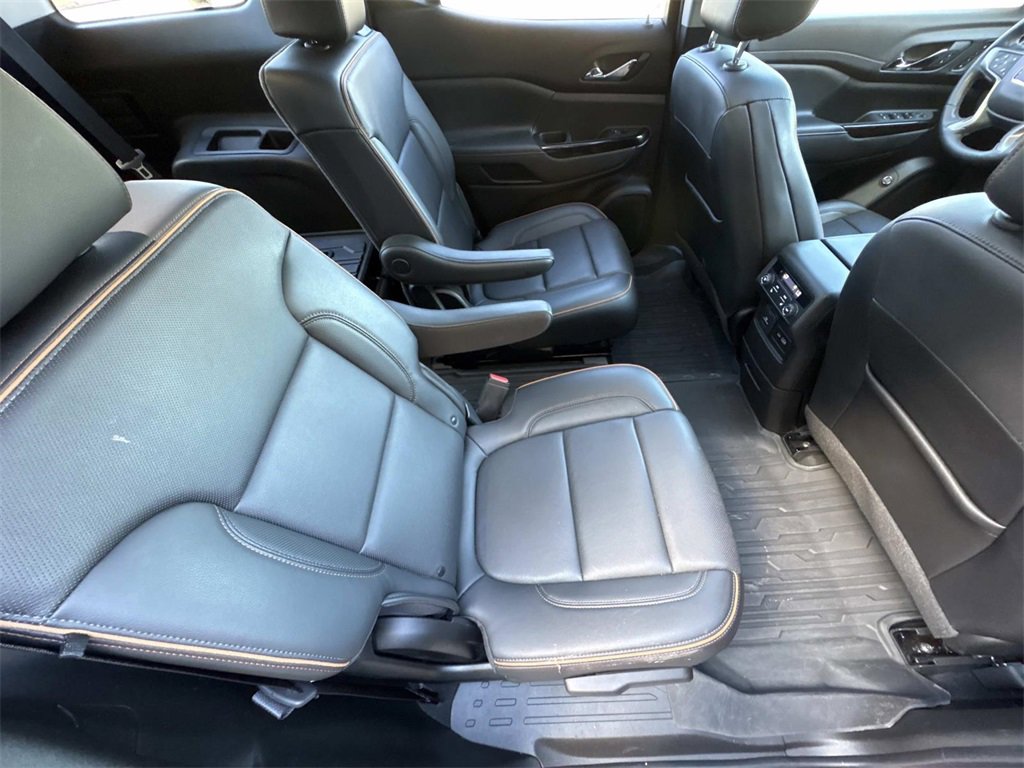 Used 2023 GMC Acadia AT4 w/ Technology Package image 15