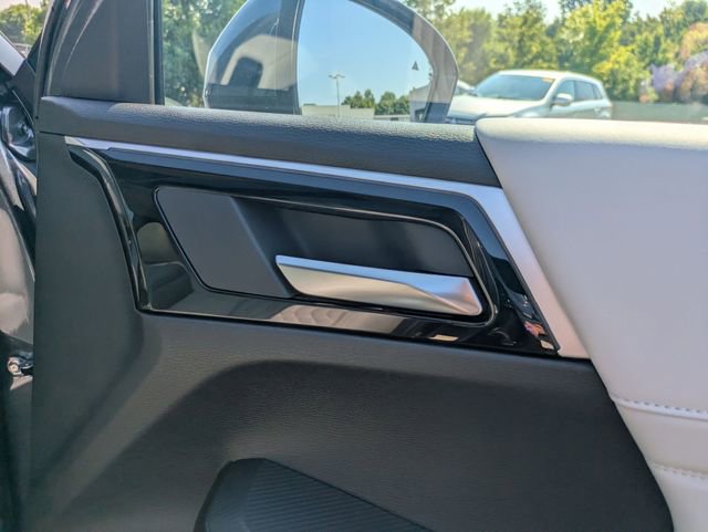 New 2025 Mitsubishi Outlander SEL image 31