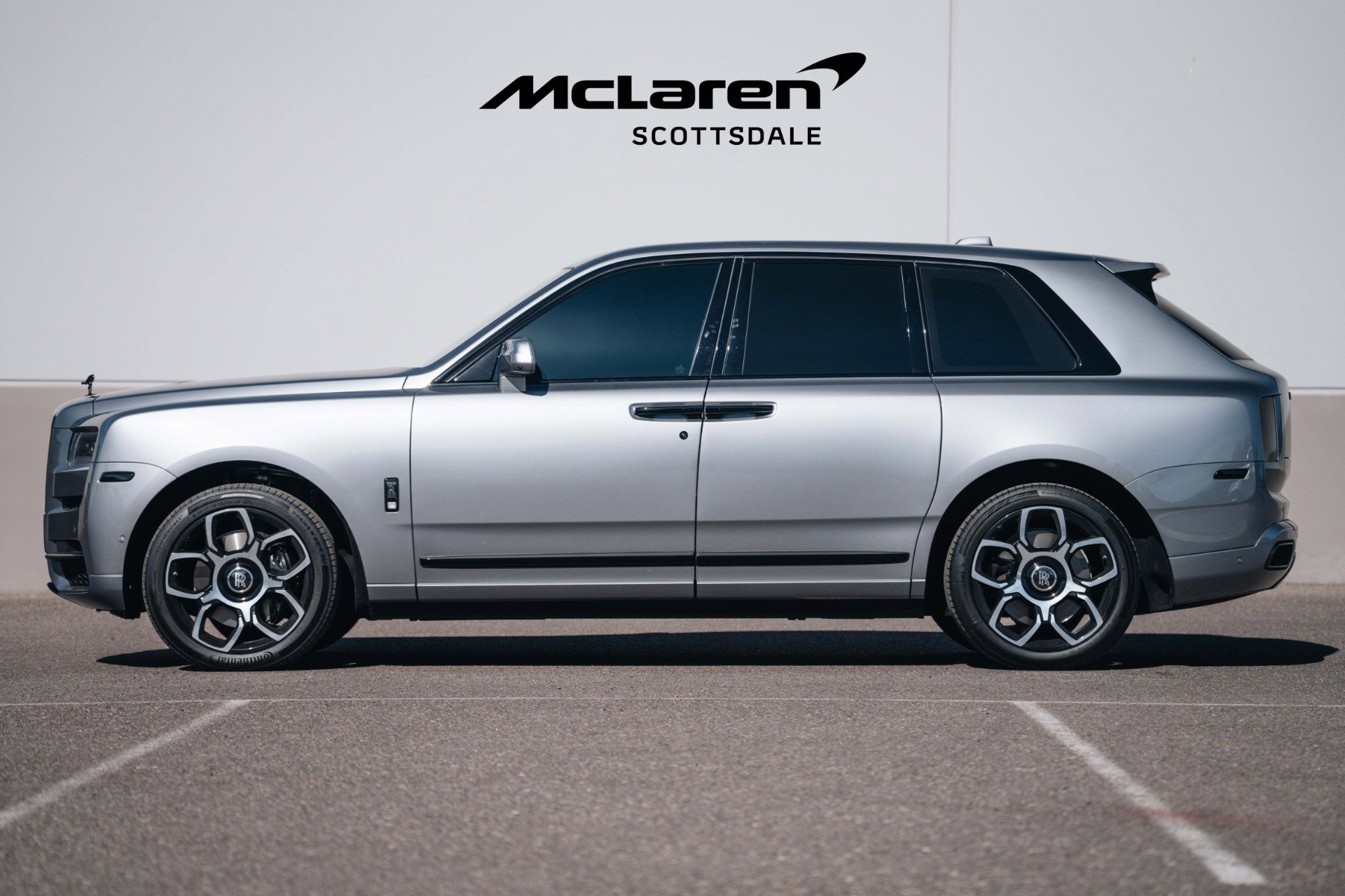 Used 2023 Rolls-Royce Cullinan Black Badge w/ Driver's Package image 5