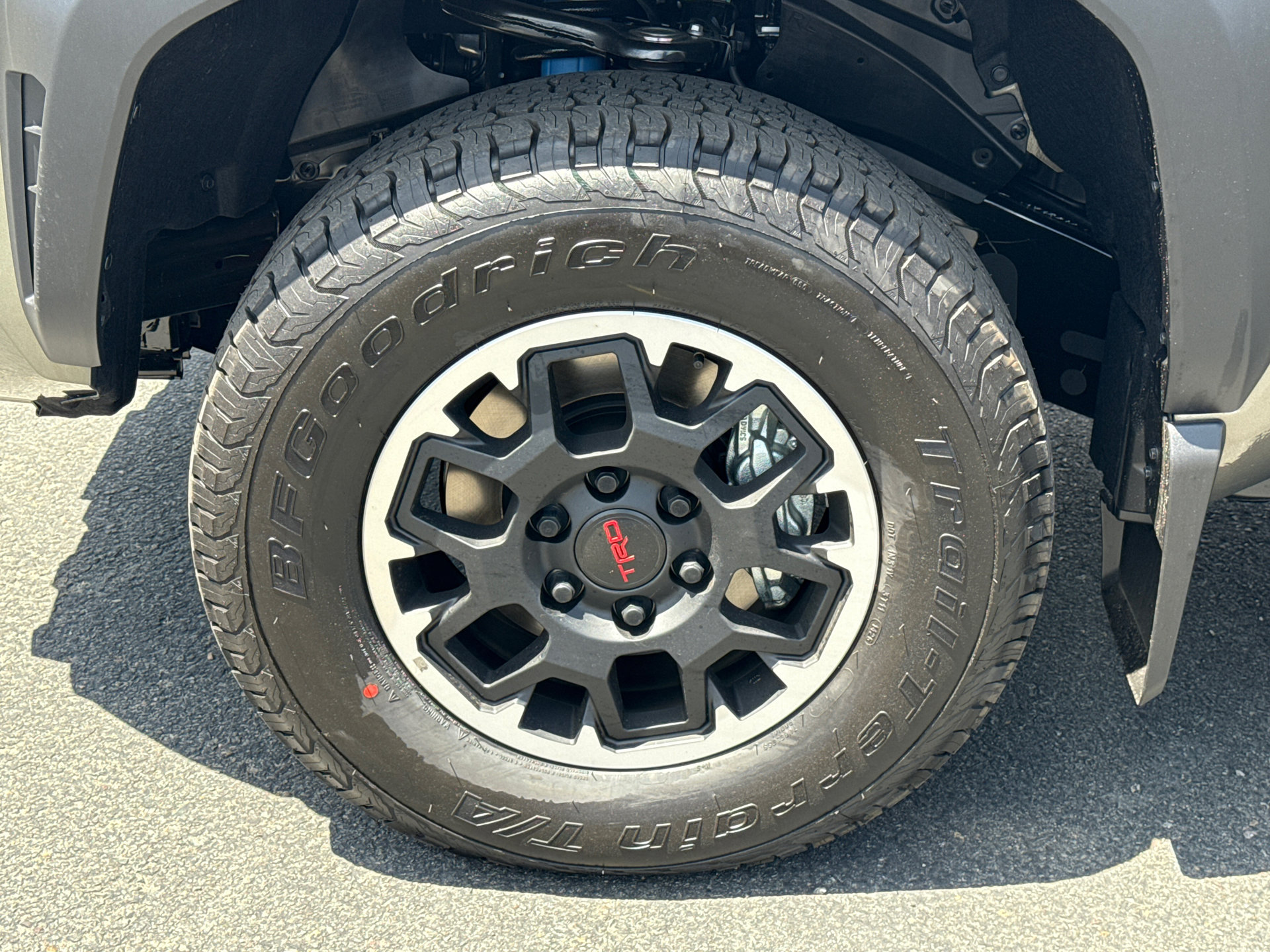 New 2026 Toyota Tacoma TRD Off-Road AWD/4WD image 5