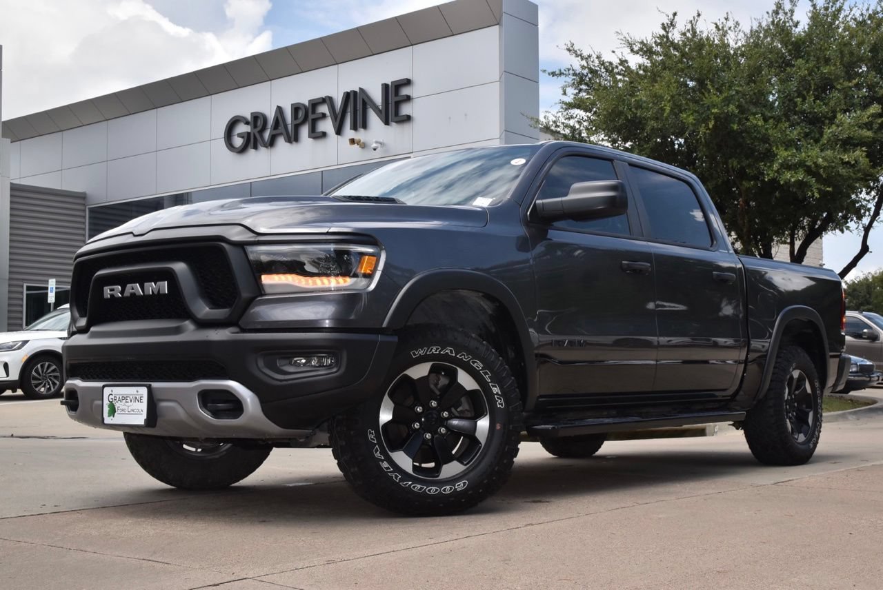 Used 2024 RAM 1500 Rebel AWD/4WD image 2