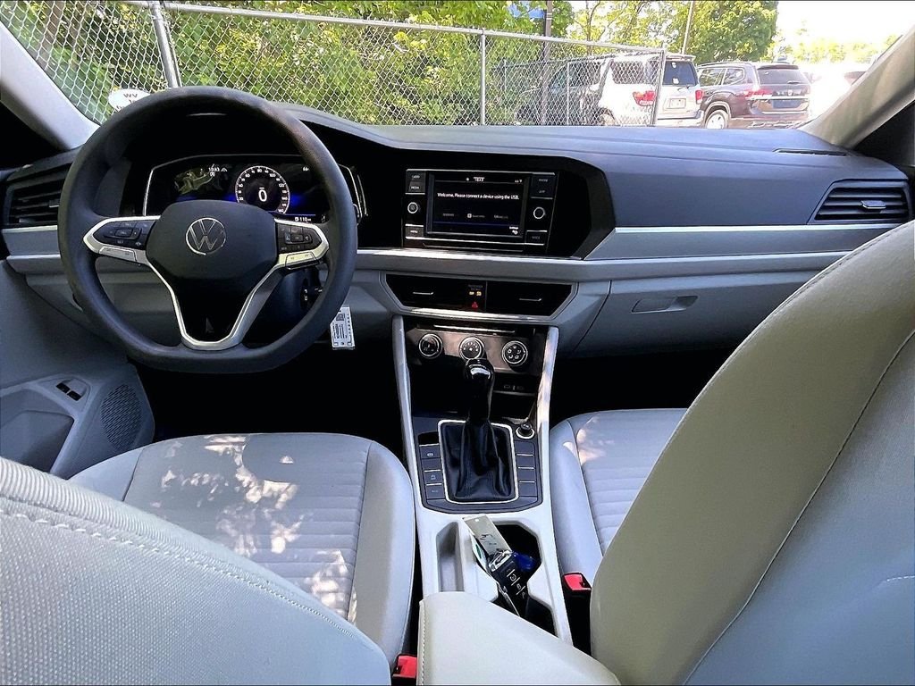Certified 2023 Volkswagen Jetta S FWD image 20