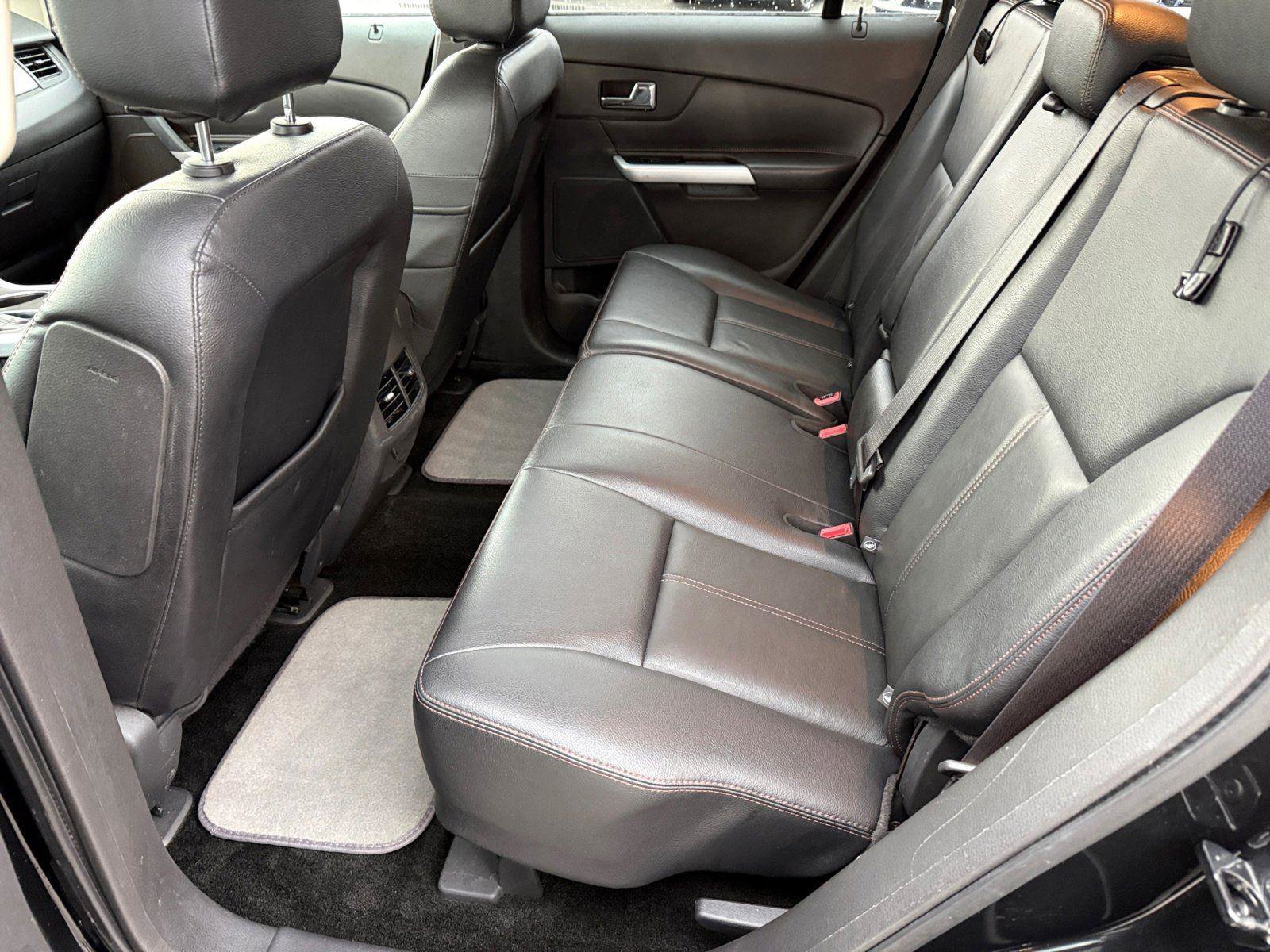 Used 2014 Ford Edge SEL w/ Equipment Group 205A AWD/4WD image 11