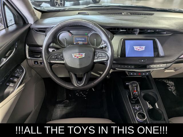 Used 2023 Cadillac XT4 Luxury w/ Cold Weather Package AWD/4WD image 25