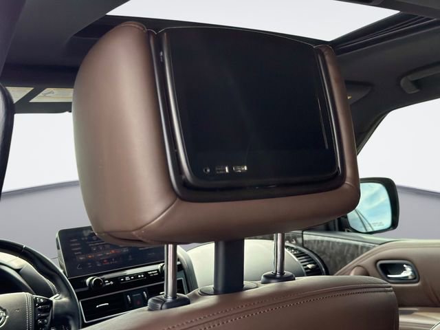 Used 2021 Nissan Armada Platinum w/ Captain's Chairs Package RWD image 17