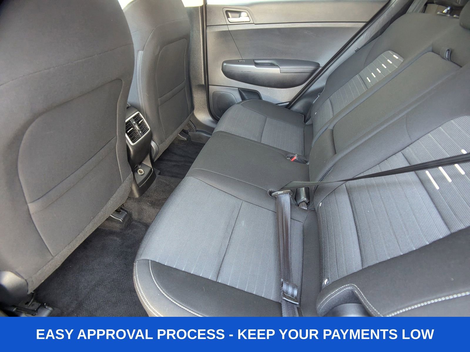 Used 2018 Kia Sportage LX w/ LX Popular Package image 17