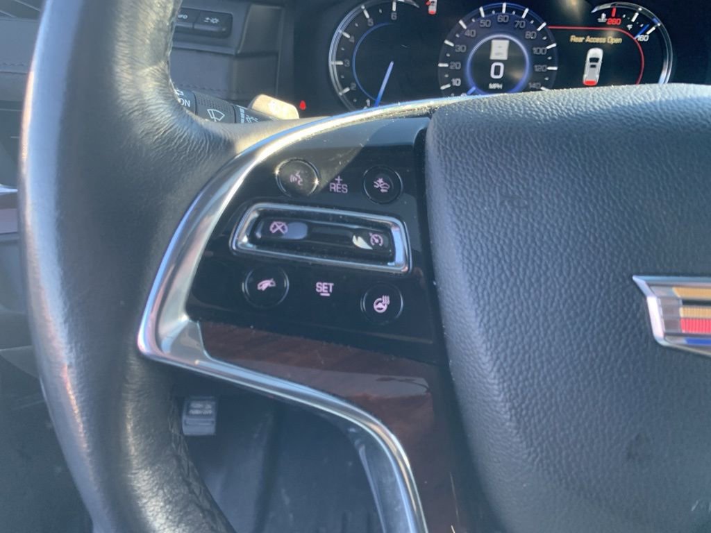 Used 2019 Cadillac Escalade Luxury image 12